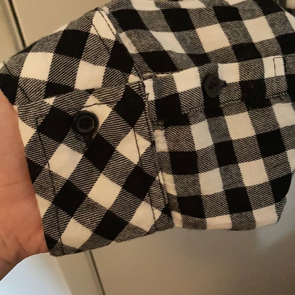 ⭐️NEW⭐️Bp. Shirt - Picture 4 of 6